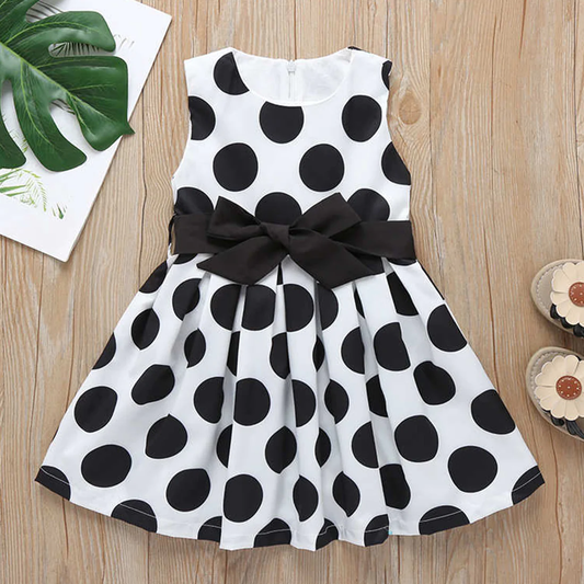 Stylish BabyGirl's Cotton White-Black Round Designer Frocks & Dresses for Kids.