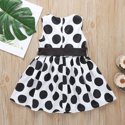 Stylish BabyGirl's Cotton White-Black Round Designer Frocks & Dresses for Kids.