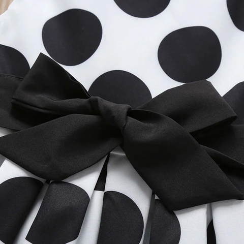 Stylish BabyGirl's Cotton White-Black Round Designer Frocks & Dresses for Kids.